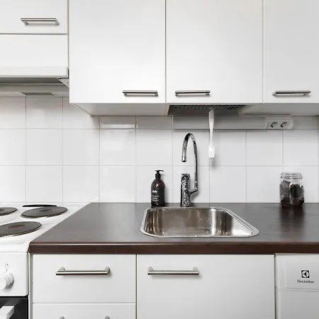 Apartment In The Heart Of Kallio Near Tram & Metro